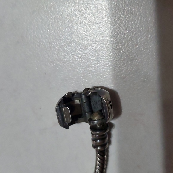 Auth. Pandora Moments Snake Chain Bracelet 7.5" - Picture 3 of 4